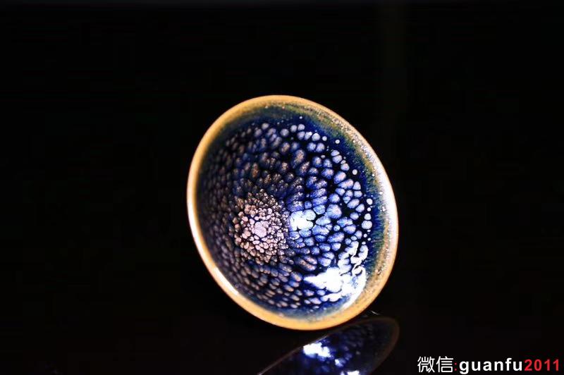 【作者】：揭繼榮老師 【品名】：荷塘月色 【尺寸】：9*5.5 【器型】：斗笠