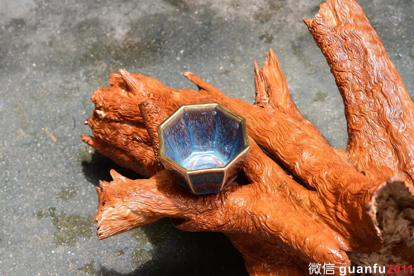 【八面玲瓏】星月盞 描金邊 四戶八窗明,玲瓏逼上清. 范澤鋒制 口徑:10.8公分高6公分