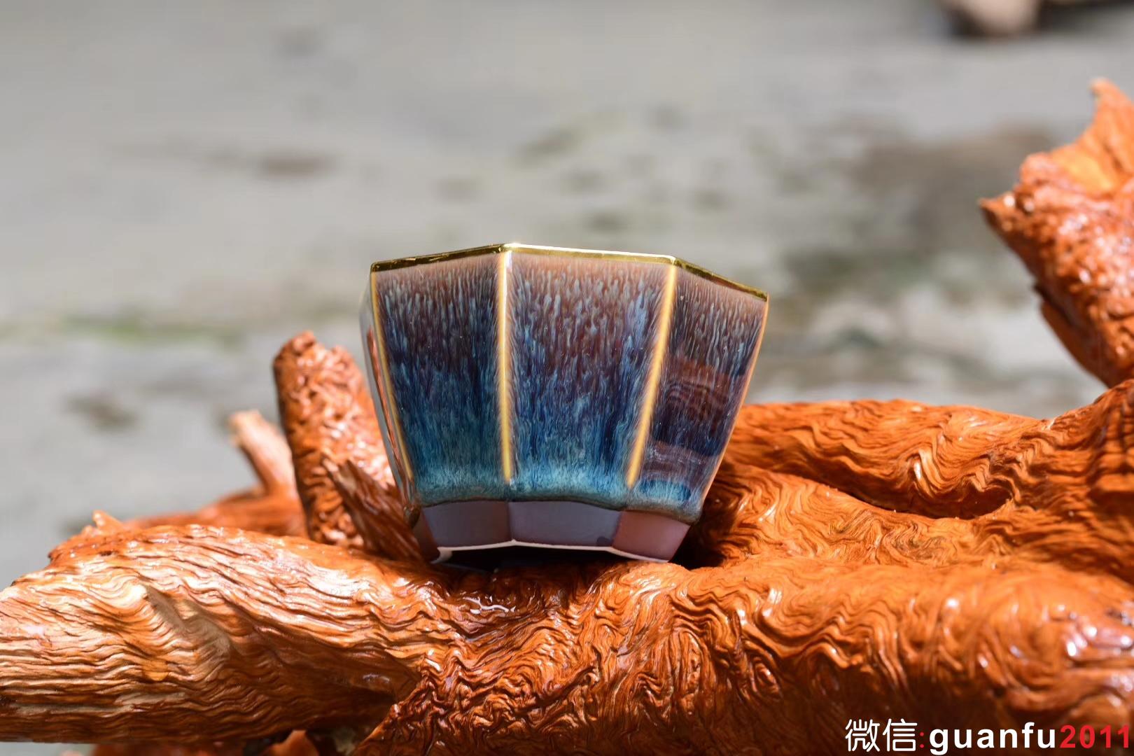 【八面玲瓏】星月盞 描金邊 四戶八窗明,玲瓏逼上清. 范澤鋒制 口徑:10.8公分高6公分