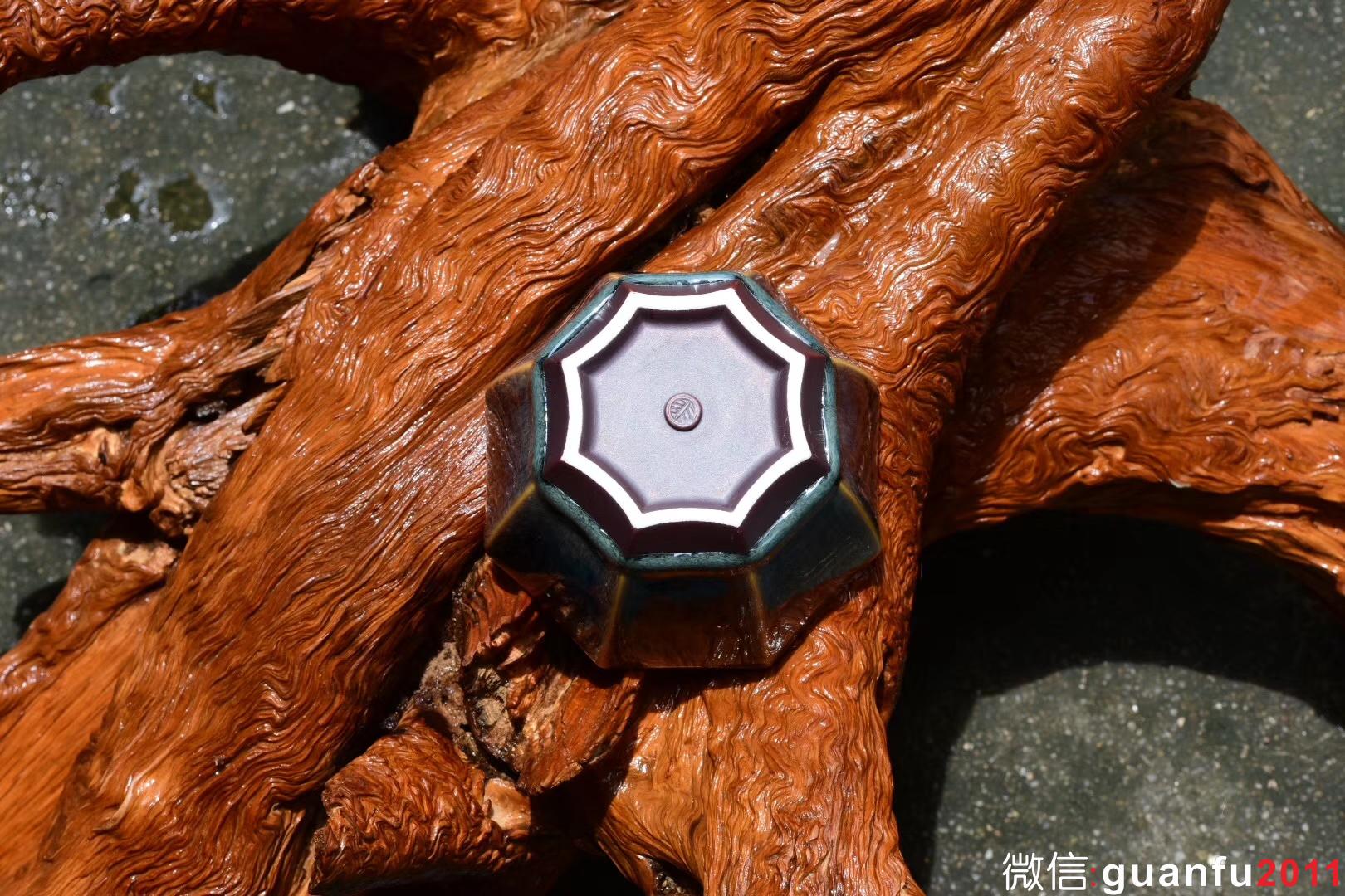 【八面玲瓏】星月盞 描金邊 四戶八窗明,玲瓏逼上清. 范澤鋒制 口徑:10.8公分高6公分