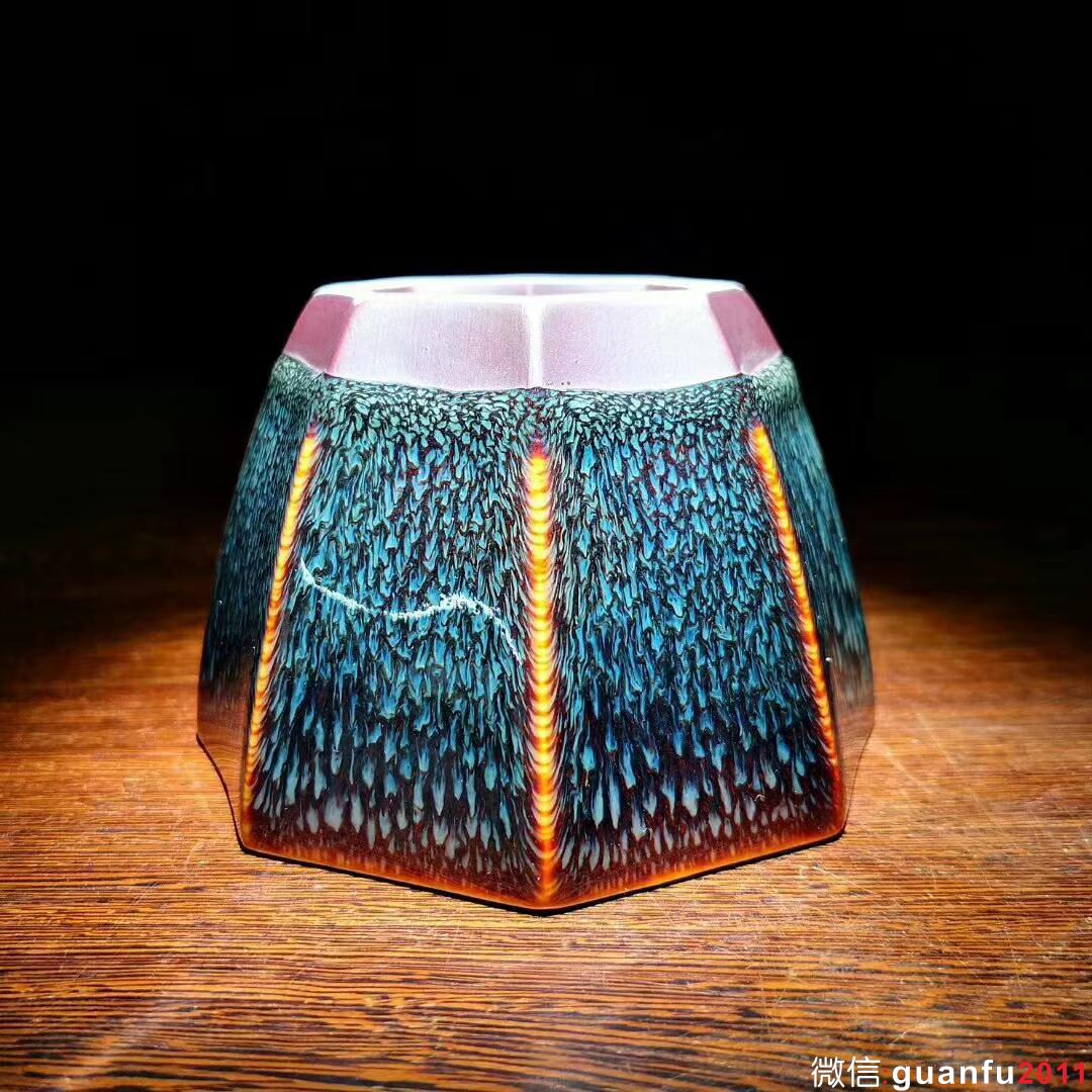 國家級(jí)大師～范澤鋒老師作品 【漢風(fēng)八韻】口徑:對(duì)角10.6款9.7高6.8八方茶盞，玲瓏逸致。窯火炎炎，丹彩灼灼。天工意美，變幻莫測(cè)。收藏級(jí)。