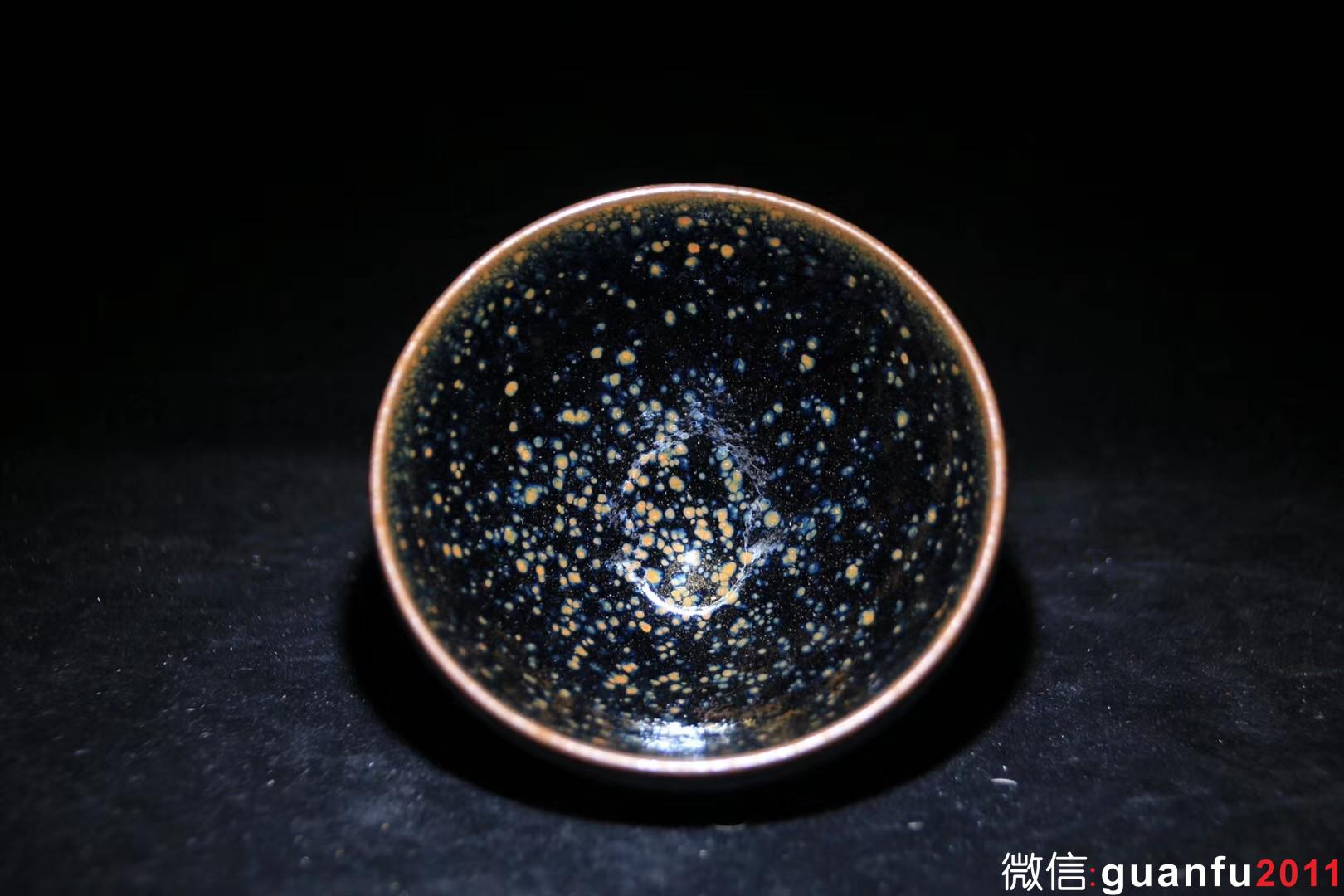 【作者】廖銘老師 【品名】夜幕 【規(guī)格】9 x 5.5 cm