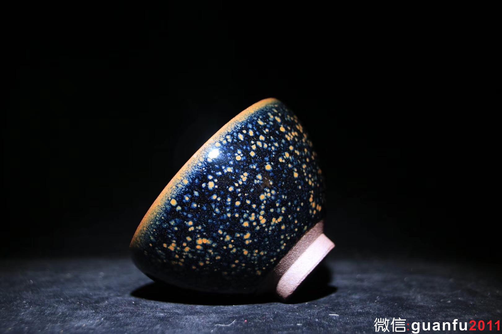 【作者】廖銘老師 【品名】夜幕 【規(guī)格】9 x 5.5 cm