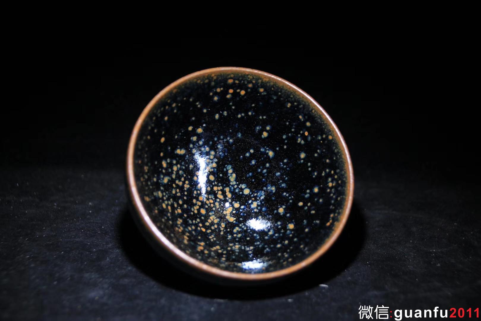 【作者】廖銘老師 【品名】夜幕 【規(guī)格】9 x 5.5 cm