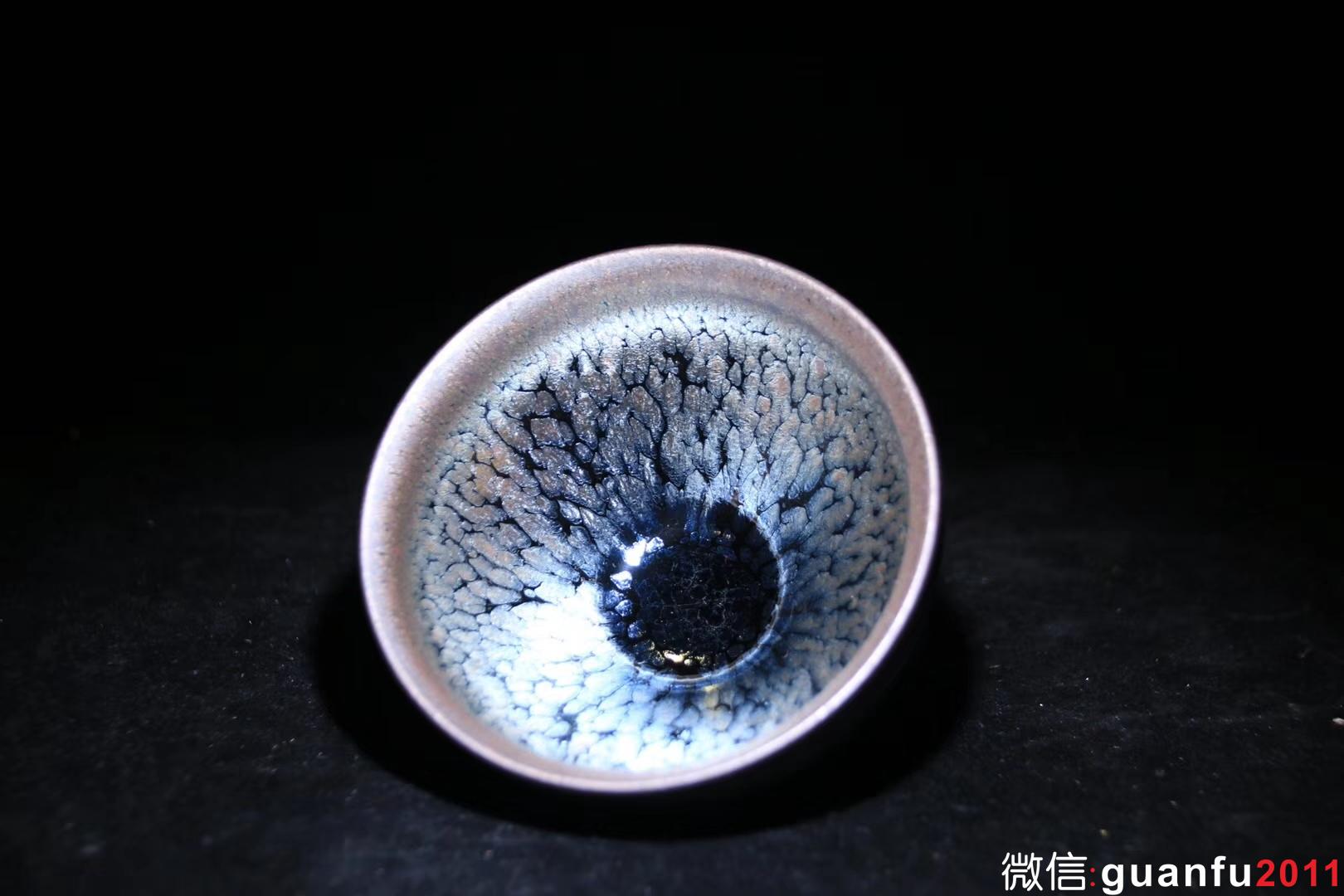 【作者】李昌海老師 【品名】鷓鴣斑 【規(guī)格】9.1 x 5.3 cm