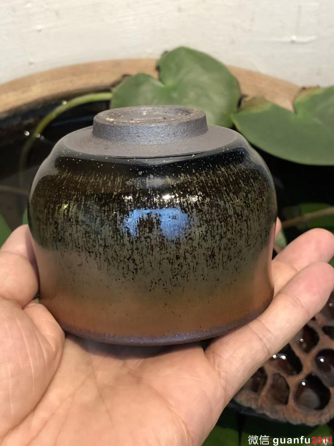 李遠(yuǎn)興老師 （星辰）龍窯柴燒 手握杯子