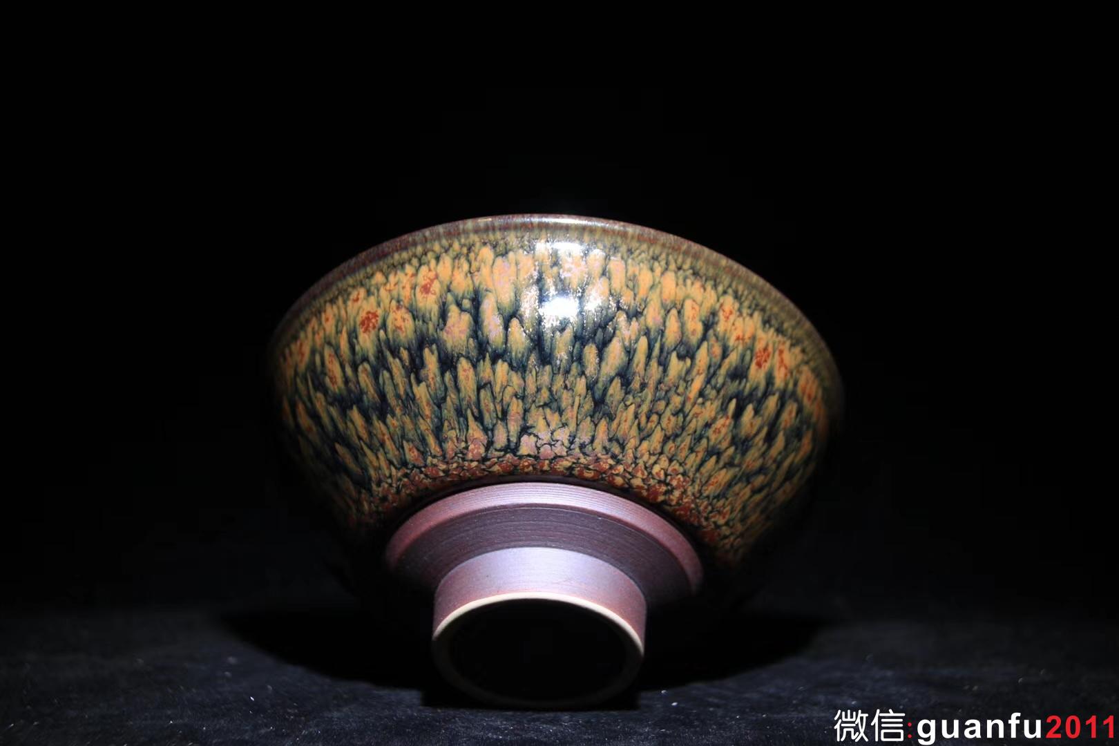 【作者】范澤鋒老師 【品名】褐鷓鴣斑 【規(guī)格】9.8 x 4.6 cm