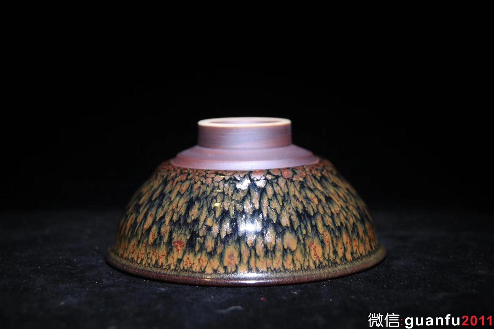 【作者】范澤鋒老師 【品名】褐鷓鴣斑 【規(guī)格】9.8 x 4.6 cm