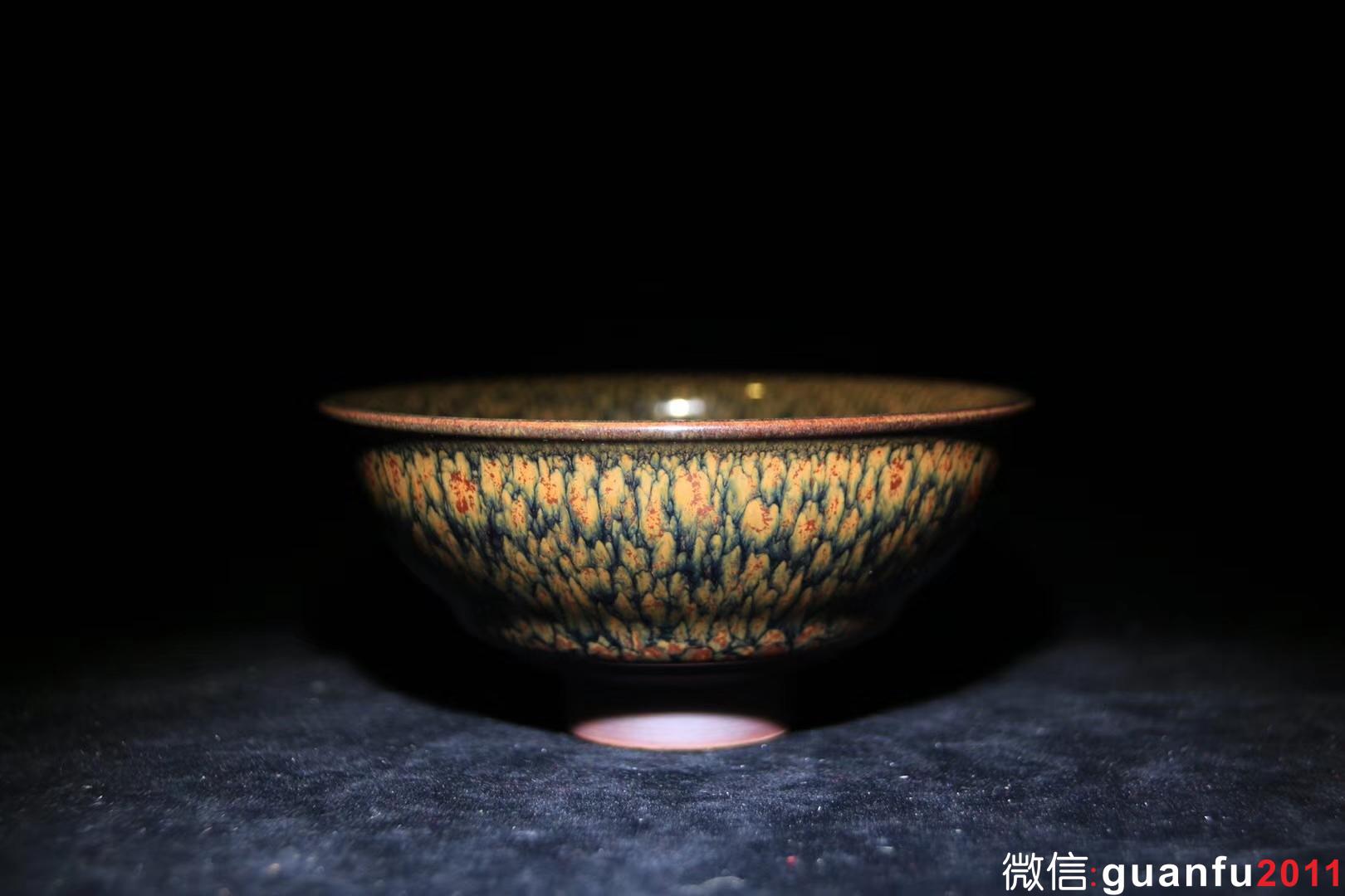 【作者】范澤鋒老師 【品名】褐鷓鴣斑 【規(guī)格】9.8 x 4.6 cm