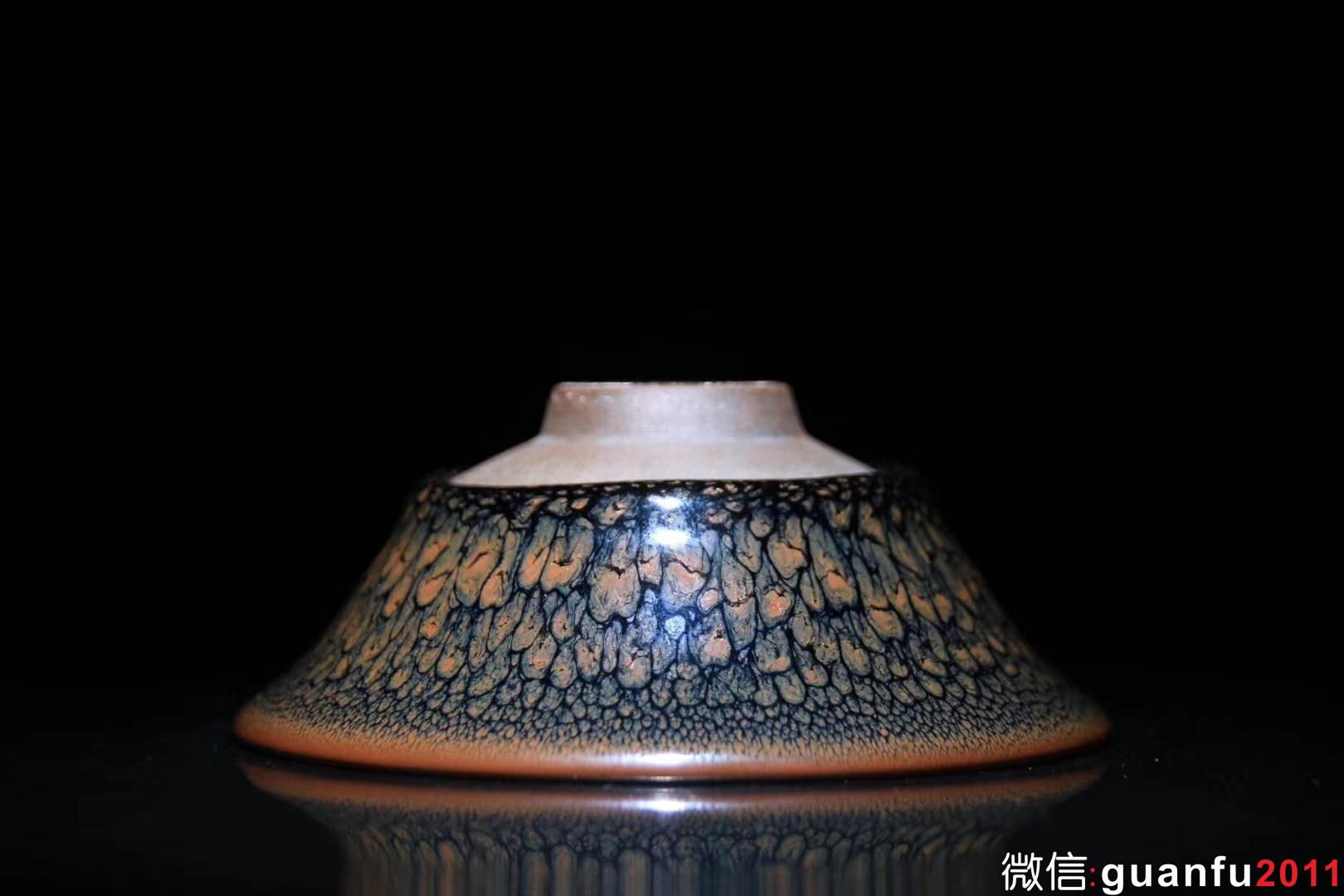 【作者】陳大鵬老師 作品 【品名】鷓鴣斑 【規(guī)格】10.5 x 4.3 cm