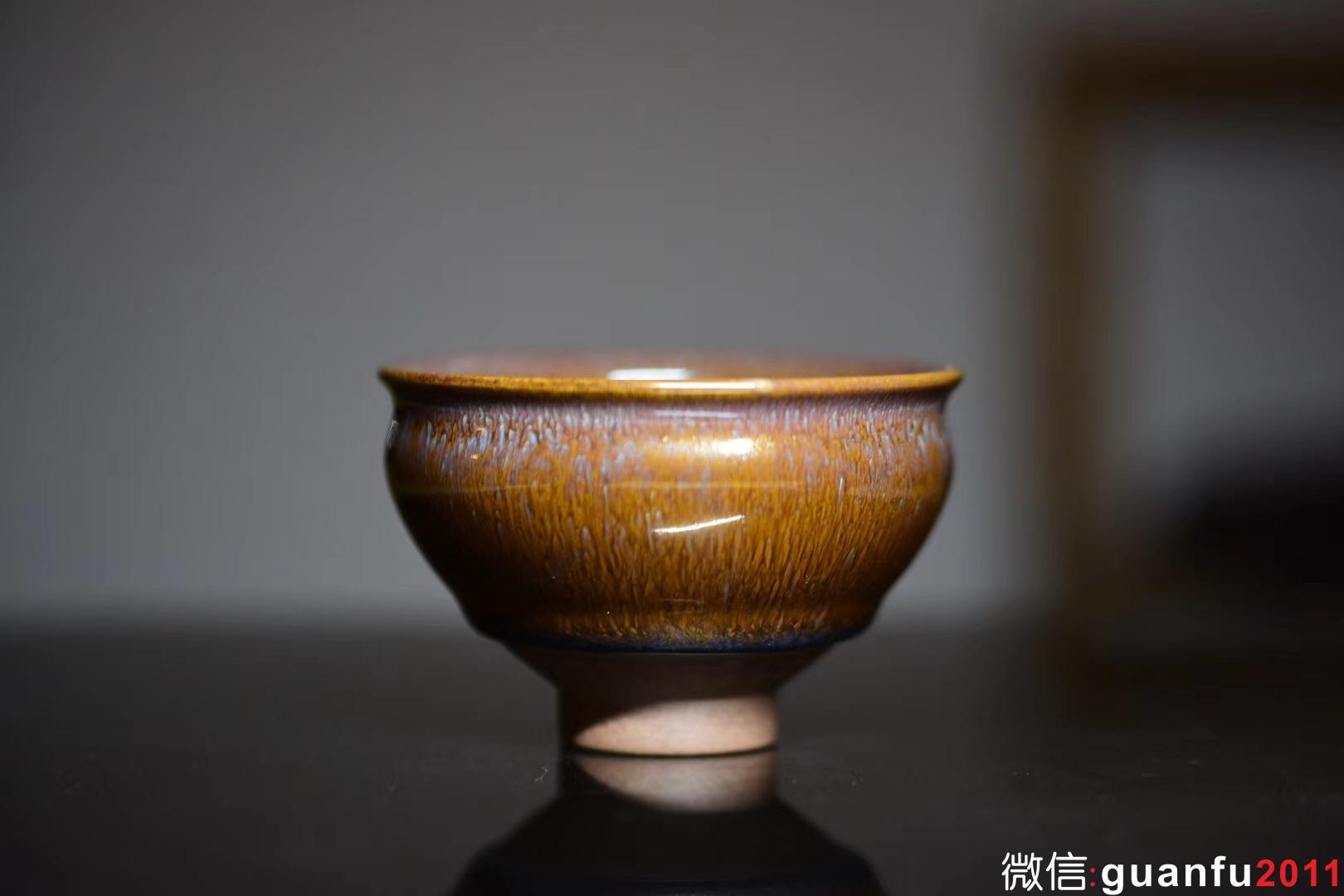 【金絲玉毫】紫砂胎 范澤鋒制 口徑:9公分高5.5公分