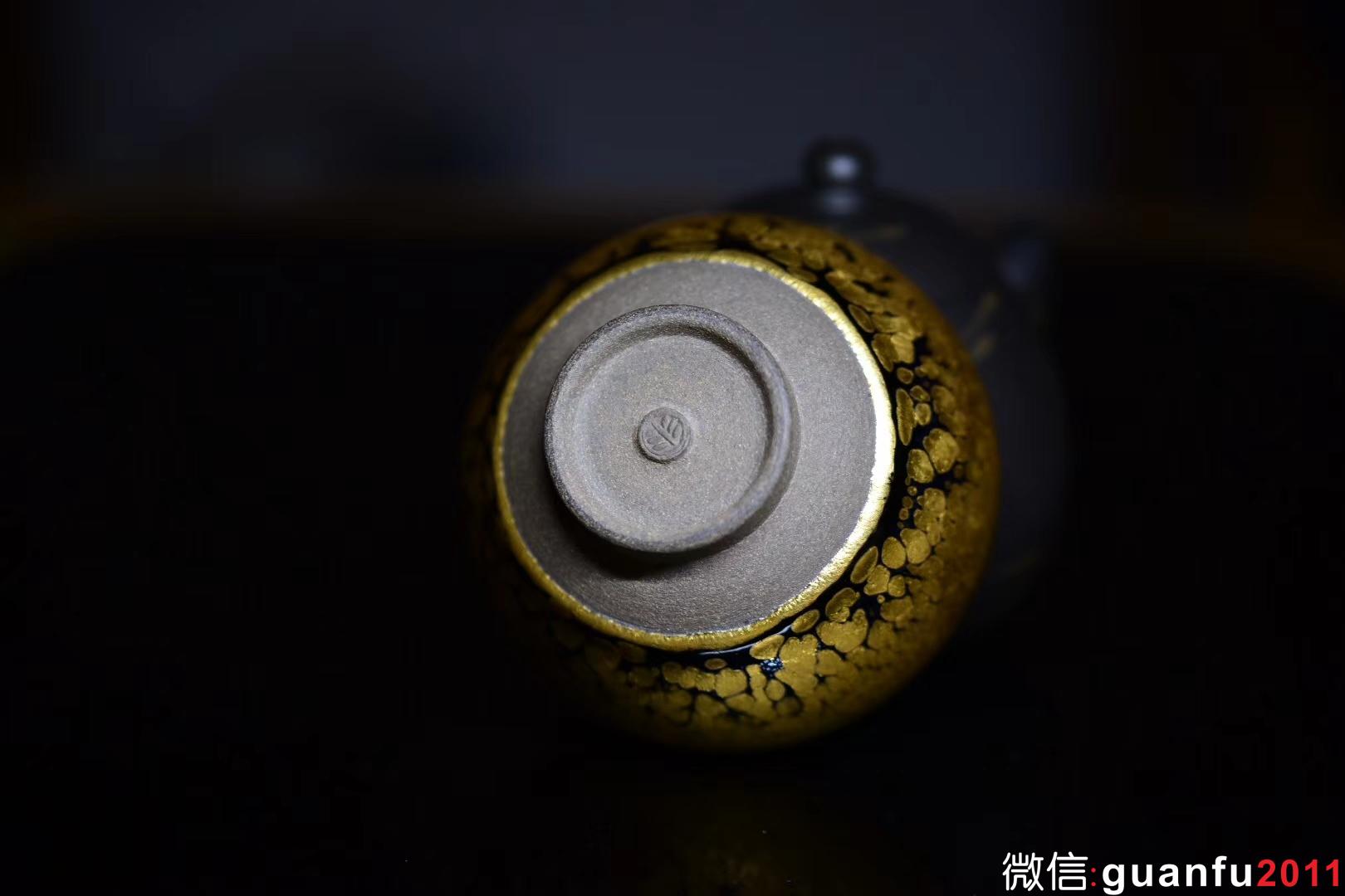 范澤鋒研究員級高級工藝美術(shù)大師 金油滴/鐵胎 柿圓型口徑:8.8公分高5公分