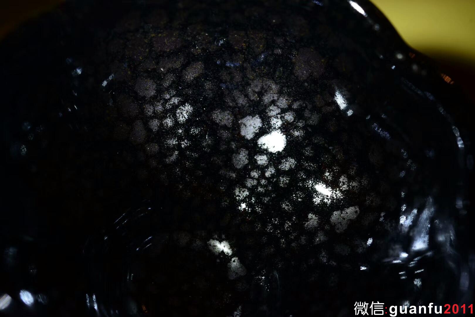 【盈珠】 華北油滴 手捧如花   器型與斑紋的完美演繹  口徑：8.6*4.7公分