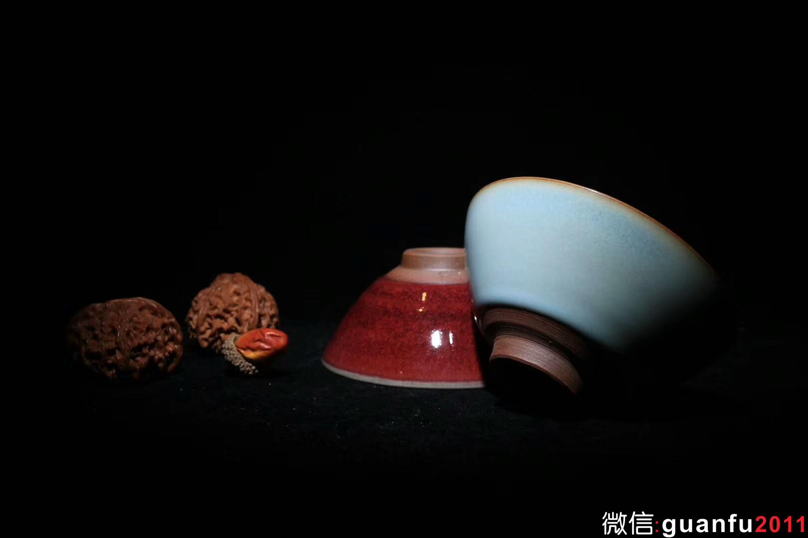 瑯紅木葉盞 規(guī)格：9.5*4.5公分 靛青木葉盞 規(guī)格：9.5*4.5 公分 日本天目大師宋韻/水出勝制