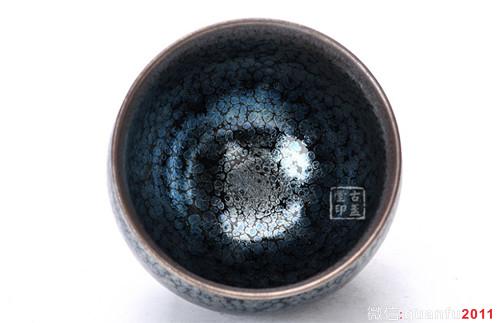 用建盞喝茶，水質(zhì)軟化真的會(huì)柔軟許多?