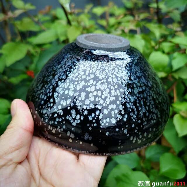 13口徑，黑底銀斑，35窯，只出這一個(gè)精品大盞