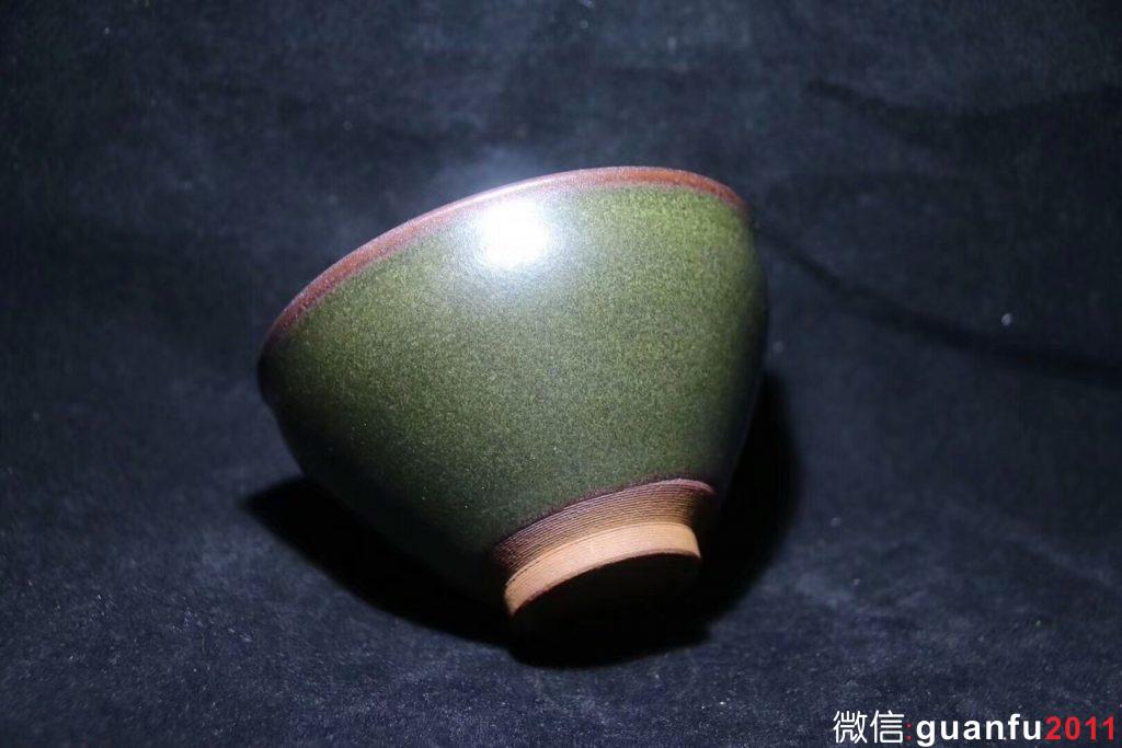 李盞工坊 作者：李遠興 作品：柴燒 茶綠釉 口徑：9cm*5.8cm