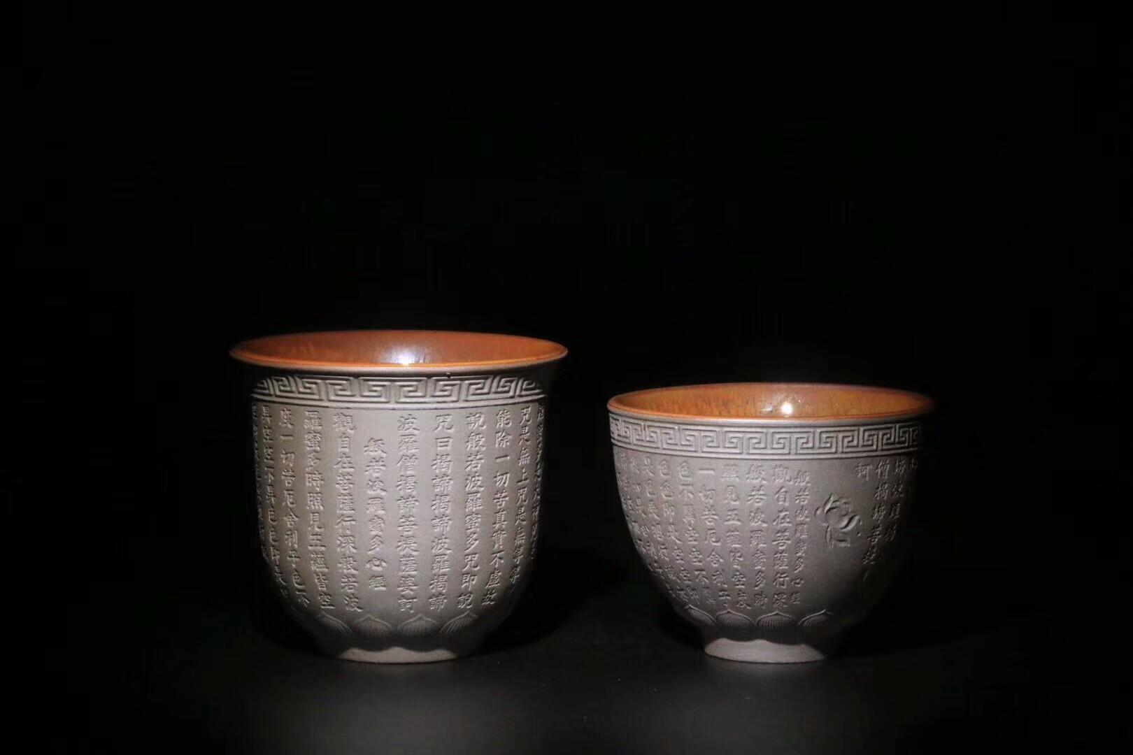 非遺傳承人  作者：張家華老師 作品：【佛光心經】對杯  口徑：8cm*7.2cm 口徑：7.7cm*6cm