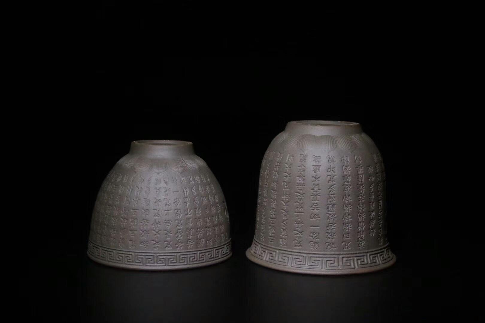 非遺傳承人  作者：張家華老師 作品：【佛光心經】對杯  口徑：8cm*7.2cm 口徑：7.7cm*6cm