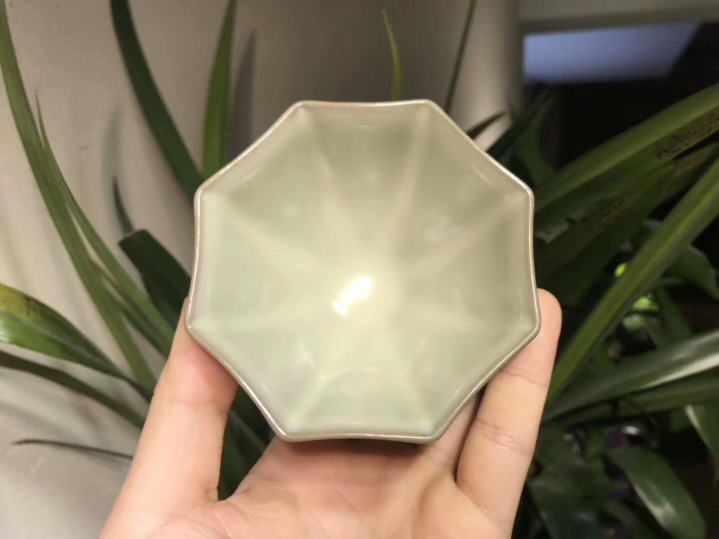 作者：陳勇老師 作品：哥窯 八方杯