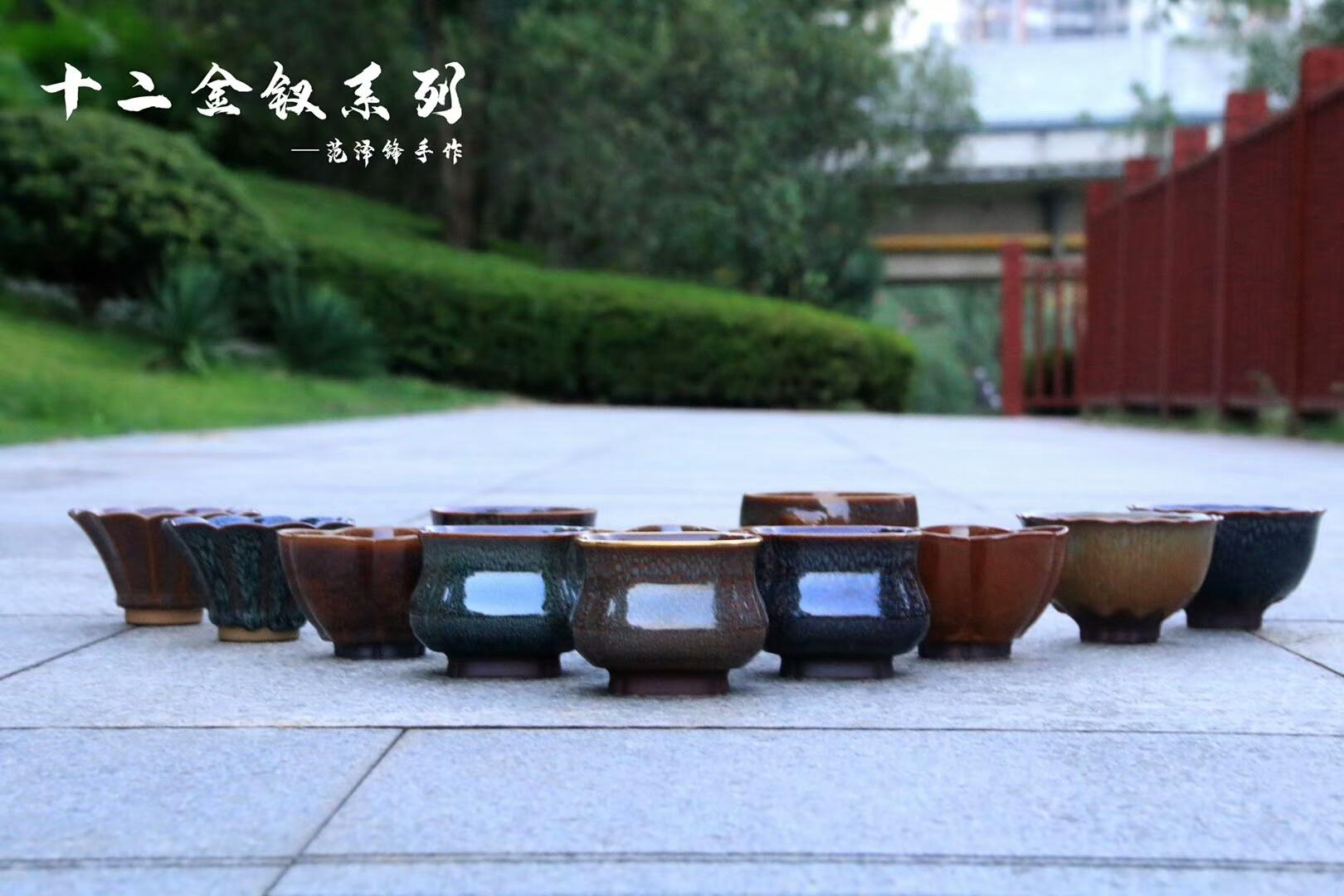 國(guó)家級(jí)研究員   正高級(jí)工藝美術(shù)師 作者：范澤鋒 作品 ：【十二金釵 】系列